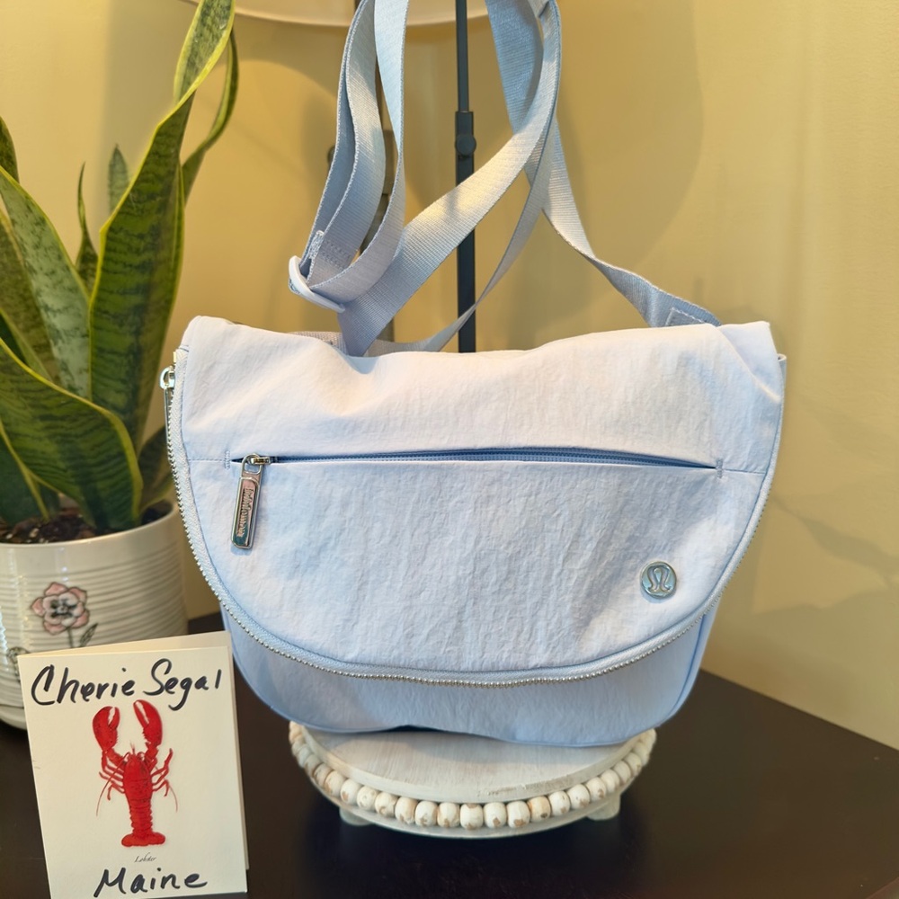 NWOT Lululemon All Night Festival bag